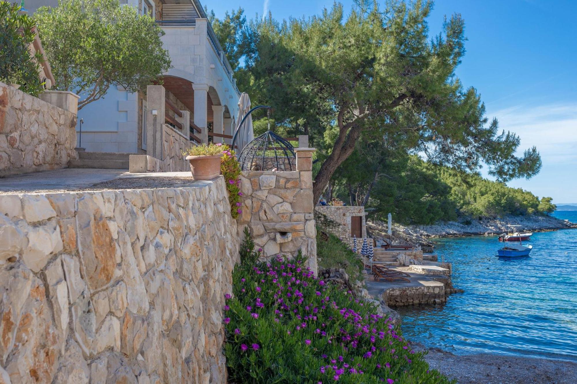 Apartment Zastupac 8761A Hvar Town Exterior foto