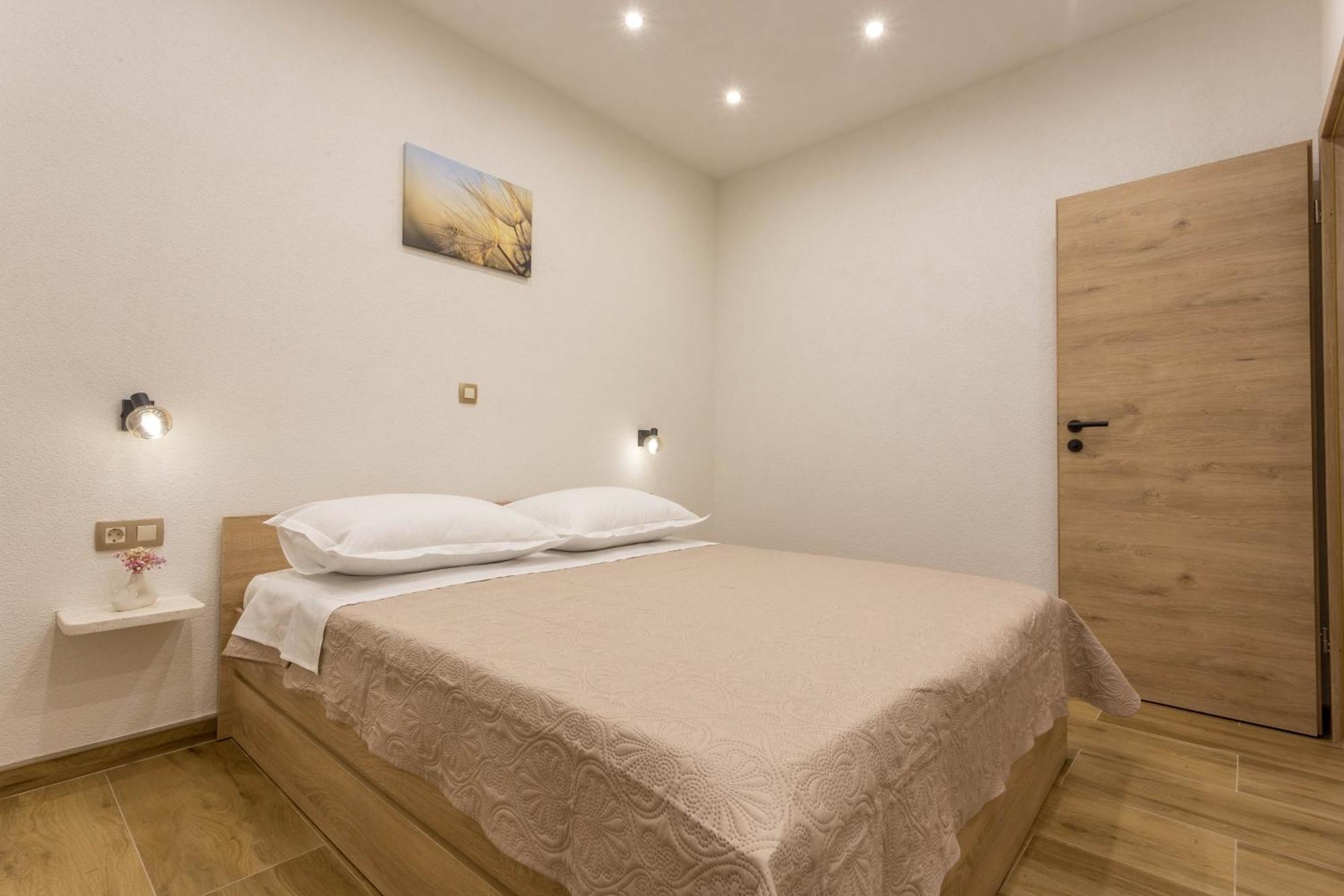 Apartment Zastupac 8761A Hvar Town Exterior foto