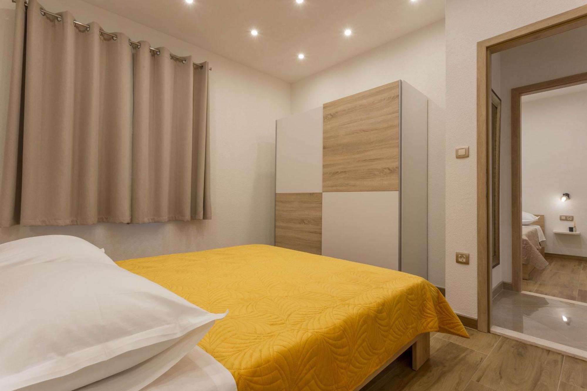 Apartment Zastupac 8761A Hvar Town Exterior foto
